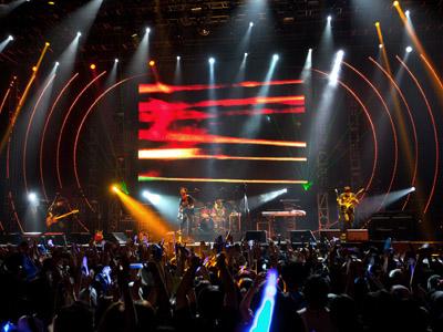 Konser di Jakarta, CN Blue Nge-Rock Bareng Boice Indonesia!